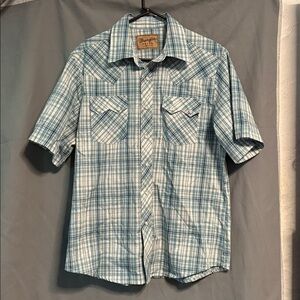 Wrangler Men’s Light Blue and White Plaid Short-Sleeve Button-Down Shirt